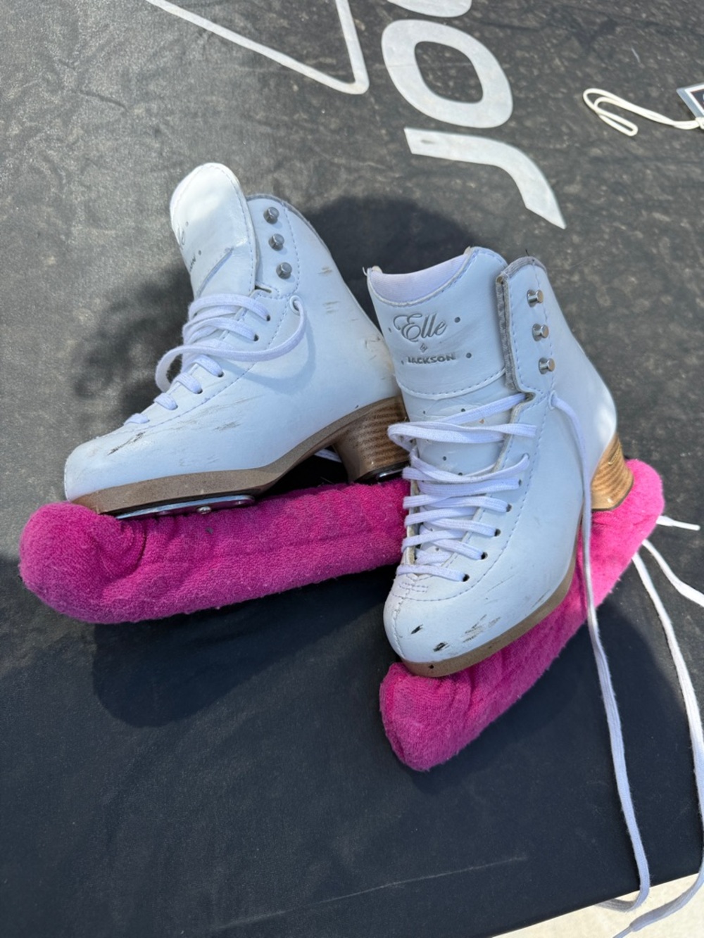 Elle by JACKSON Girls Figure Skates